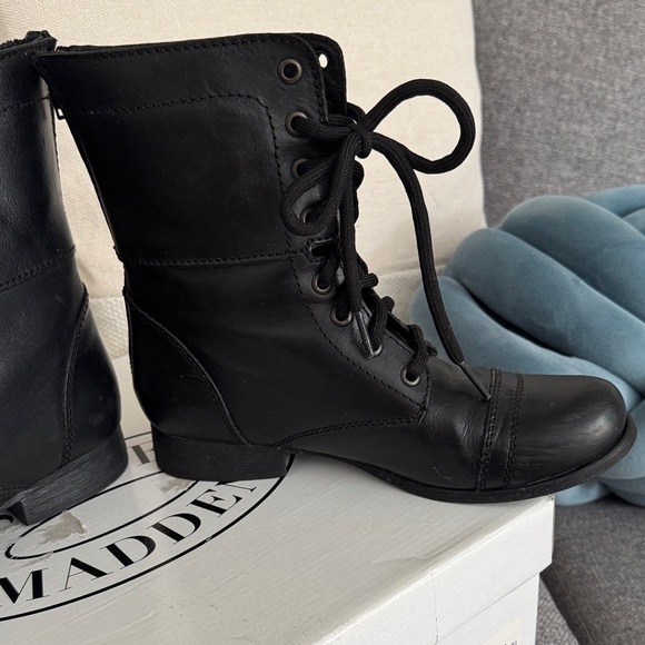 Steve Madden Black Lace-Up Combat Boots - Picture 7 of 11